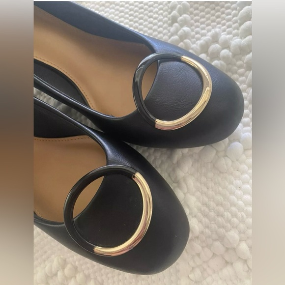 PIERRE DUMAS WEDGE HEEL EMBELLISHED DRESS SHOES BLACK/GOLD  SIZE 9M - Picture 7 of 13